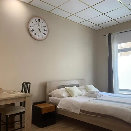 Prestige Apartamento *